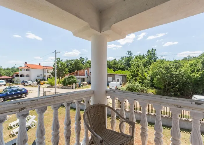 Tatil Evi House With A Swimming Pool Radmani, - 16440