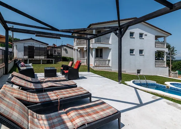 House With A Swimming Pool Radmani, - 16440 Tatil Evi