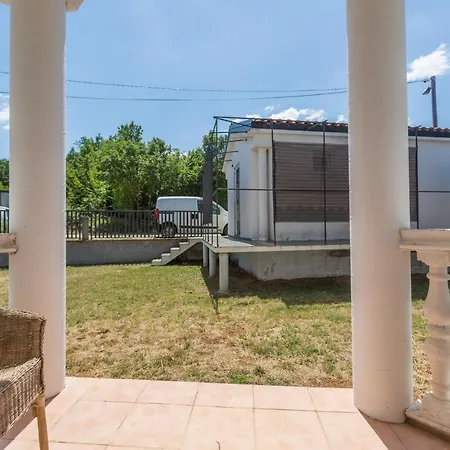 House With A Swimming Pool Radmani, - 16440