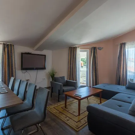 House With A Swimming Pool Radmani, - 16440 Holiday home