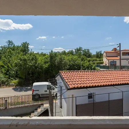 Holiday home House With A Swimming Pool Radmani, - 16440