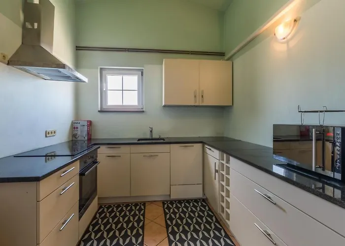 Σπίτι διακοπών House With A Swimming Pool Radmani, - 16440