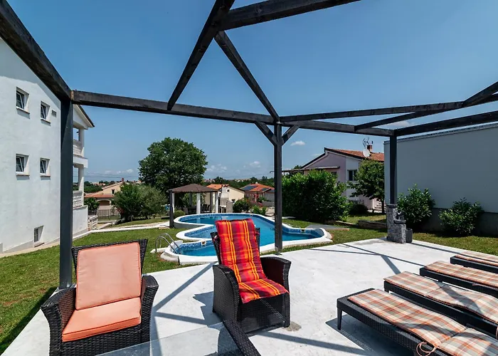 Nyaraló House With A Swimming Pool Radmani, - 16440 Poreč