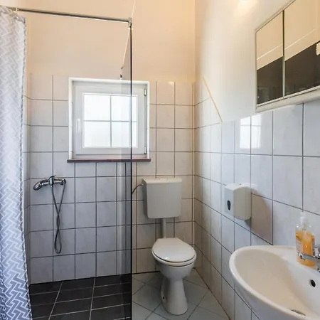 펜션 House With A Swimming Pool Radmani, - 16440 *